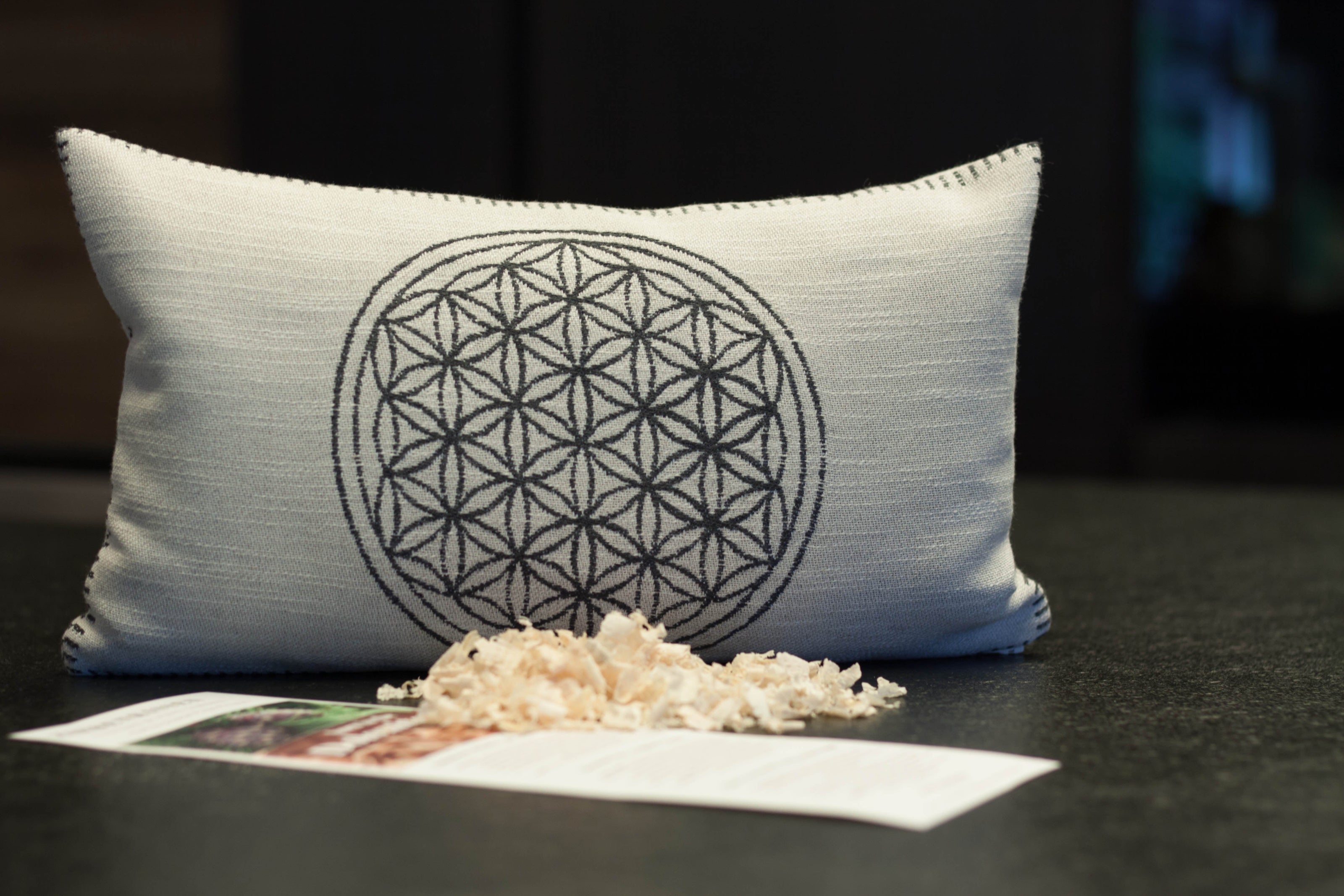 Zirbenkissen mit Lebensblume