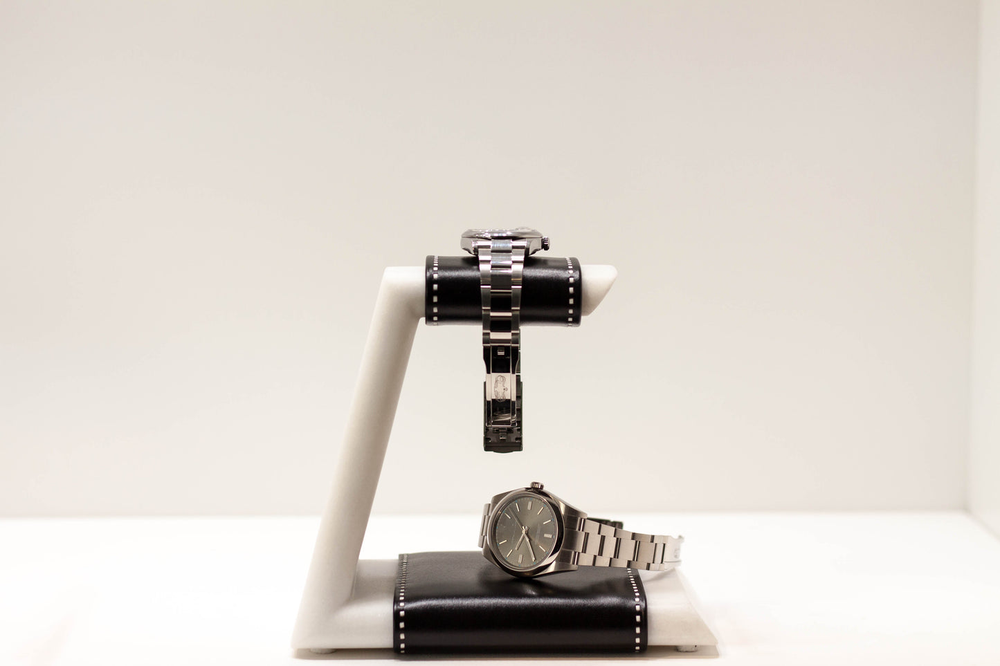 Uhrenhalter MONO elegant Watchstand Südtirol