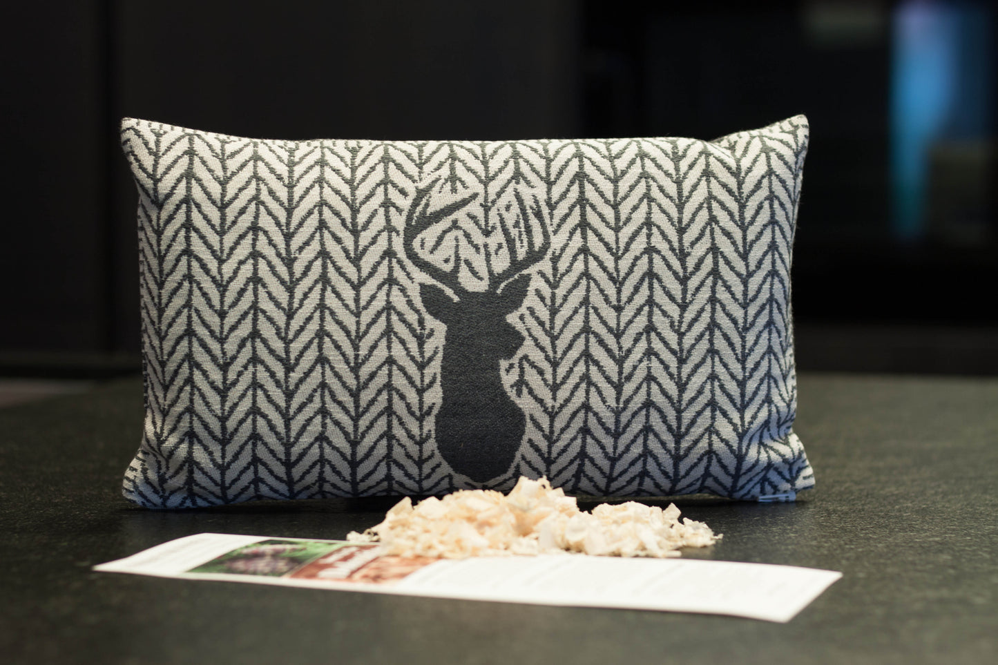 Zirbenkissen HIRSCH 20x35 dunkel Südtirol